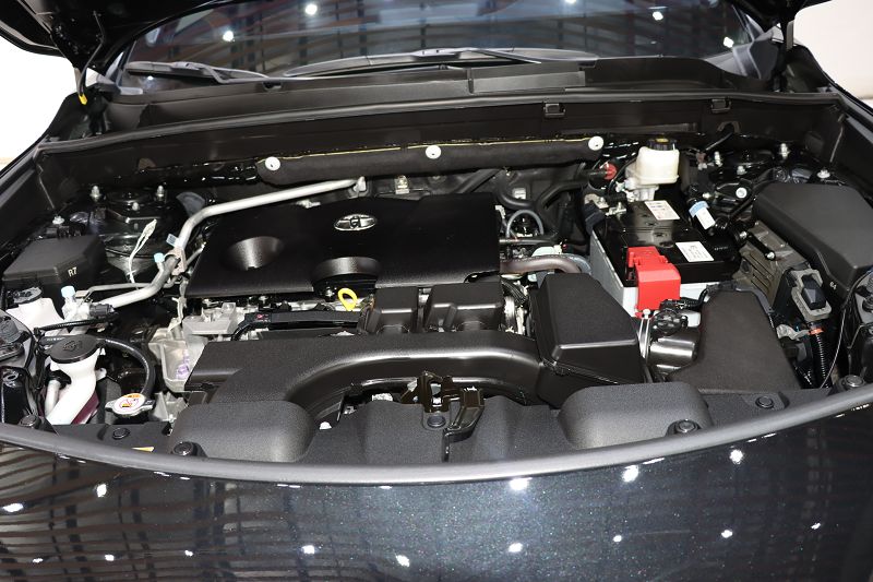 丰田 威飒 2023款 2.0L CVT两驱尊贵版