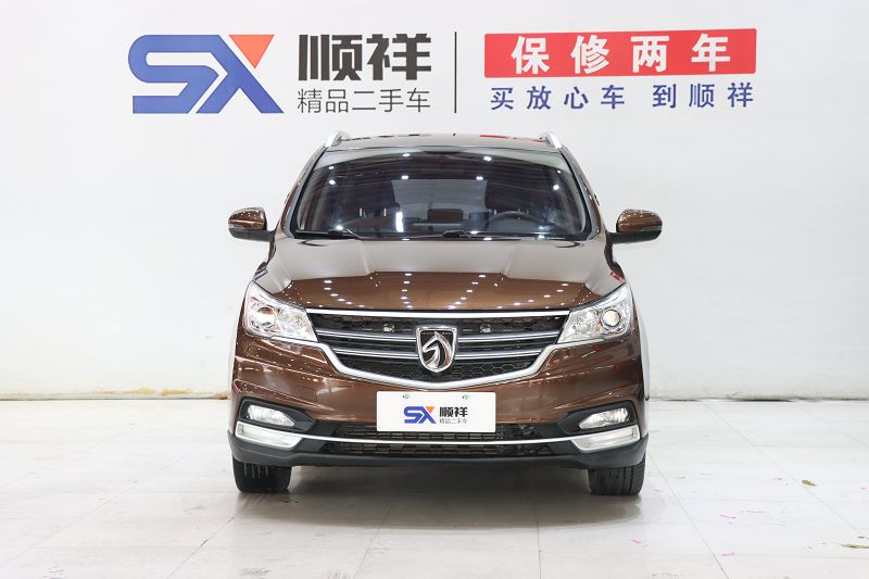宝骏730 2021款 1.5T CVT时尚型 7座