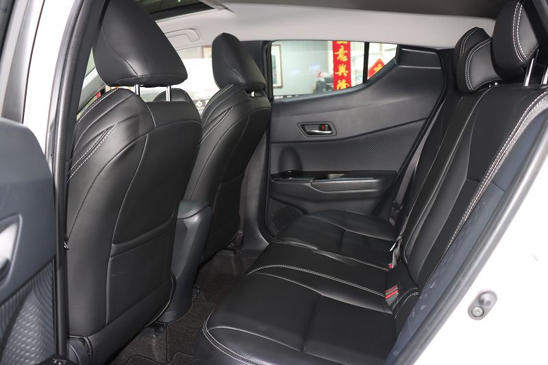丰田 奕泽IZOA 2022款 2.0L 奕行版