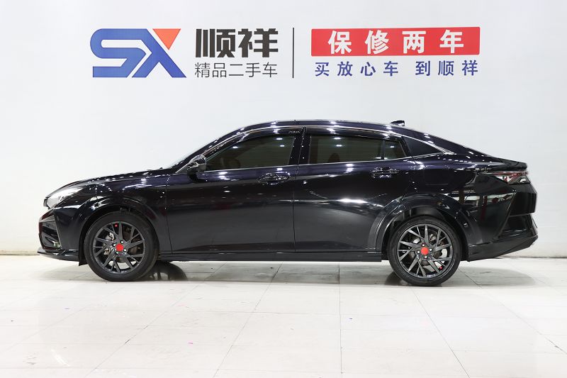 东风风神 奕炫 2020款 230T 自动炫酷赛道骑士版