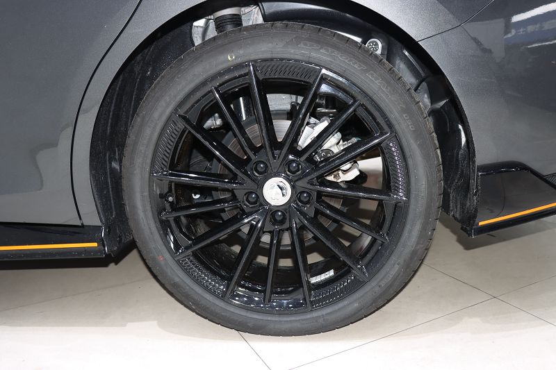 长安UNI-V 2022款 1.5T 运动版