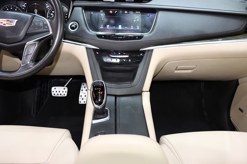 凯迪拉克XT5 2018款 28T 四驱豪华型