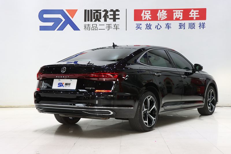 大众 帕萨特 2023款 改款 330TSI 星空豪华版