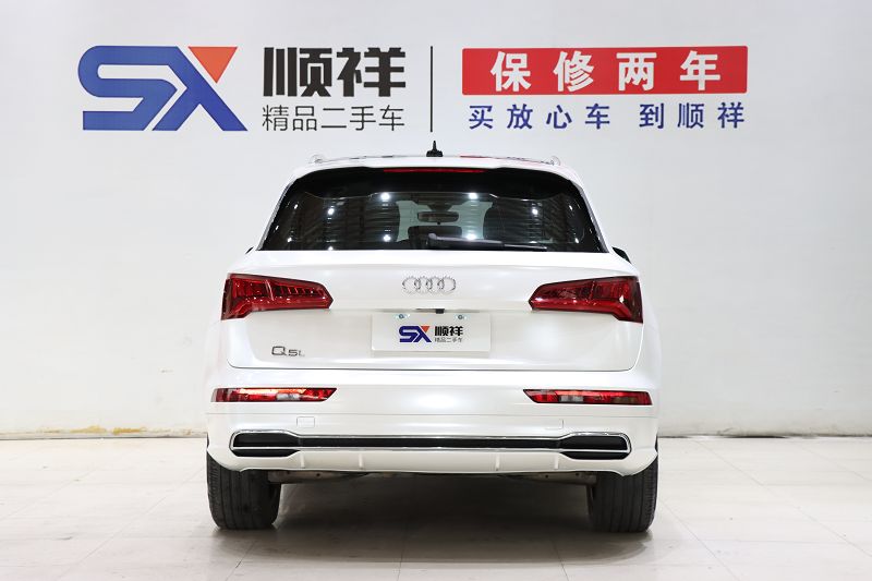 奥迪Q5L 2018款 40 TFSI 荣享时尚型 国VI
