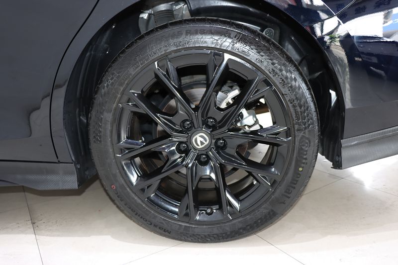 长安UNI-V 2024款 1.5T 尊贵型