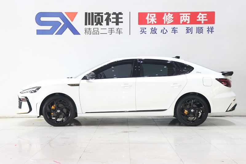 名爵6 2021款 MG6 Pro 1.5T 自动Trophy旗舰版