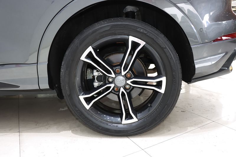 奥迪Q3 2021款 40 TFSI 时尚动感型