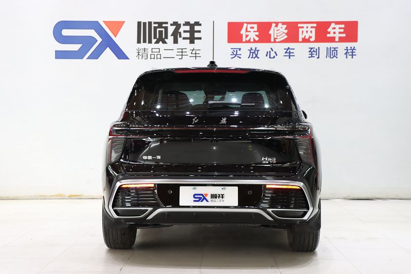 红旗HS3 2023款 1.5T 两驱善为版