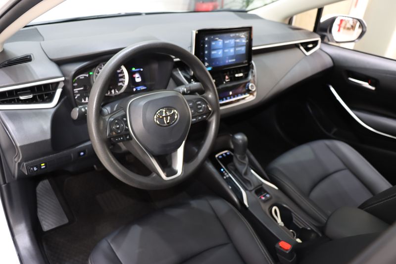 丰田卡罗拉 2021款 双擎 1.8L E-CVT精英版