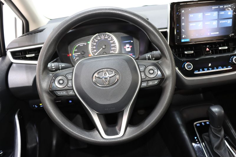丰田卡罗拉 2021款 双擎 1.8L E-CVT精英版