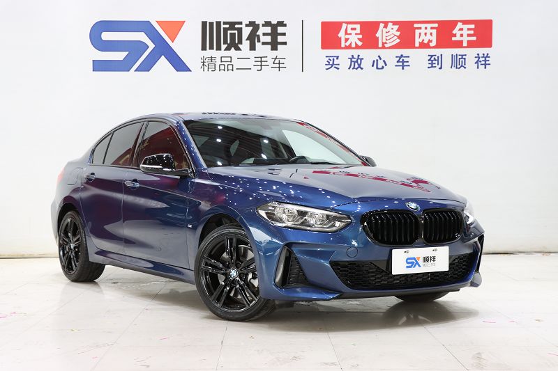 宝马1系 2022款 125i M运动曜夜版