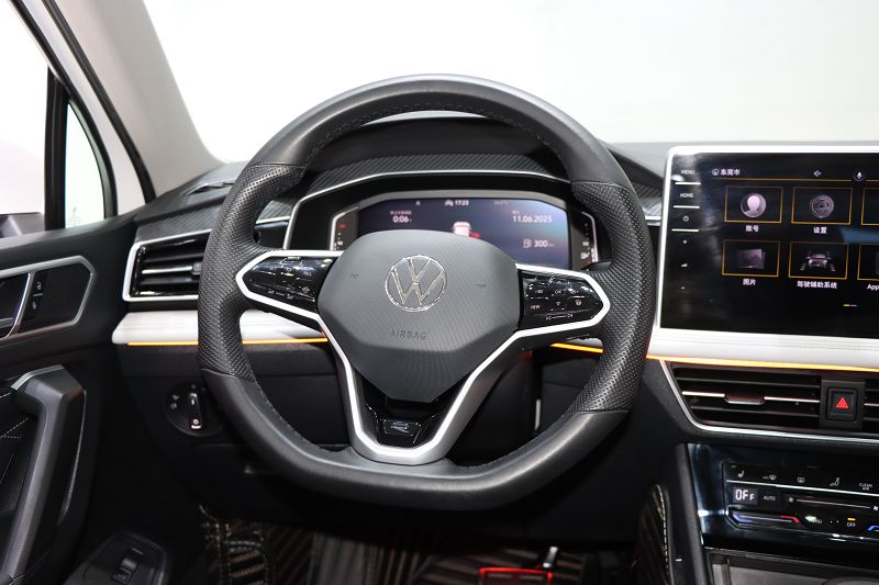 大众 途观L 2022款 330TSI 自动两驱R-Line越享版