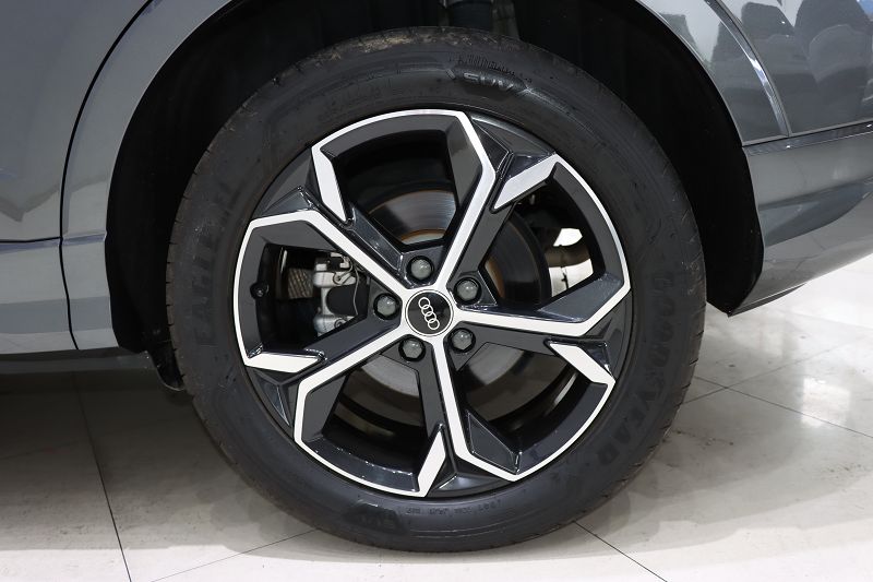 奥迪Q3 Sportback 2023款 40 TFSI 时尚型