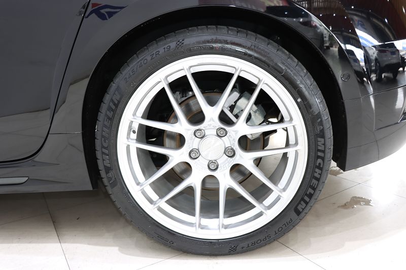 领克02 Hatchback 2021款 2.0TD Halo 驾控套件版