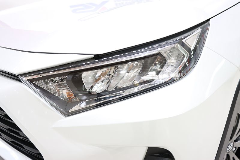 丰田 RAV4荣放 2023款 2.0L CVT两驱风尚版