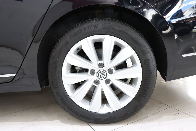 大众 帕萨特 2019款 330TSI 精英版 国V