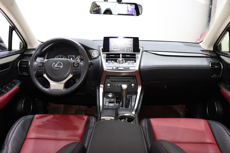雷克萨斯NX 2020款 200 前驱 锋行版 国VI