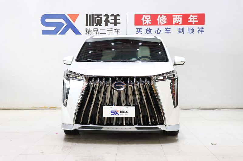 传祺M8 2023款 宗师系列 双擎 御尊版