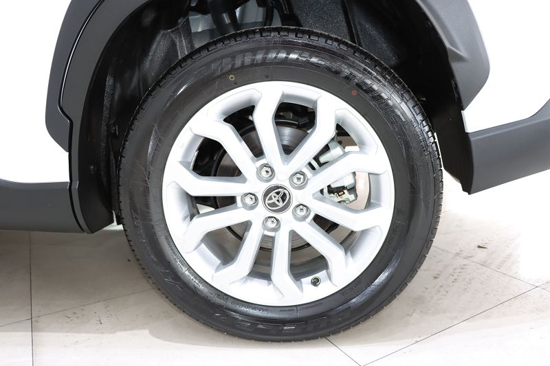 丰田锋兰达 2024款 2.0L CVT领先版