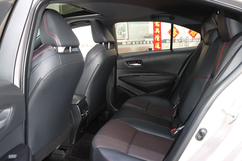 丰田 雷凌 2024款 185T CVT运动版