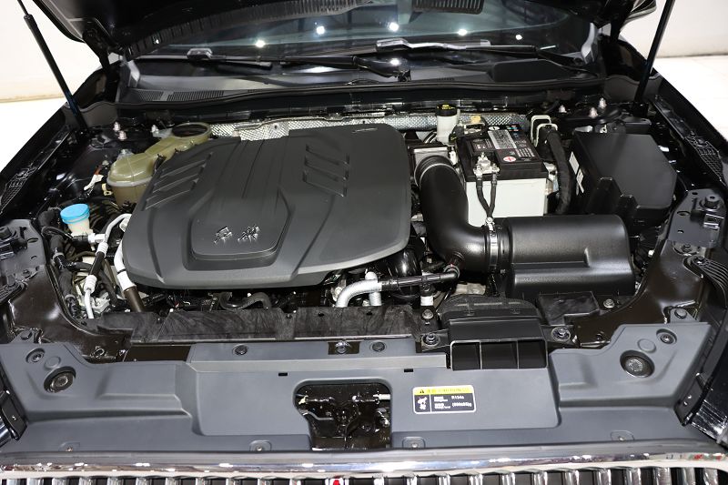 红旗H5 2020款 1.8T 自动智联旗畅版