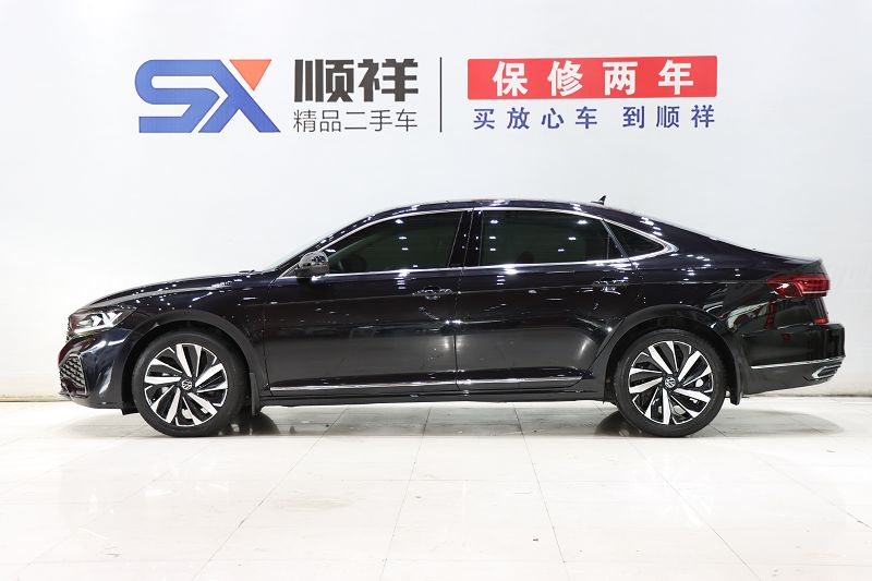 大众帕萨特 2022款 330TSI 星空精英版