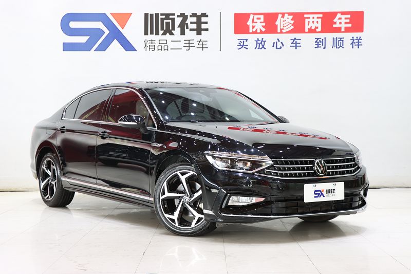 大众 迈腾 2023款 200万辆纪念版 330TSI DSG豪华型
