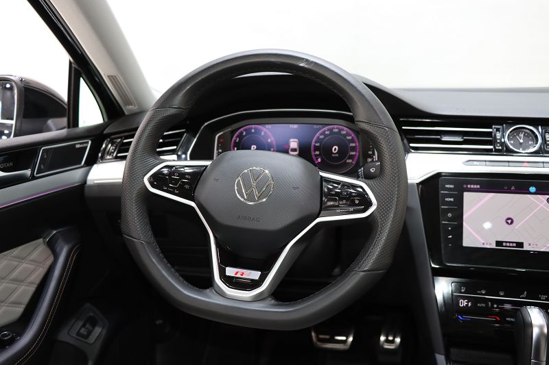 大众 迈腾 2023款 200万辆纪念版 330TSI DSG豪华型