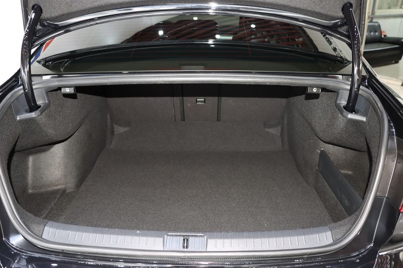 大众 迈腾 2023款 200万辆纪念版 330TSI DSG豪华型
