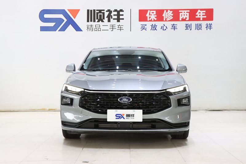 福特 蒙迪欧 2022款 改款 EcoBoost 245 时尚型