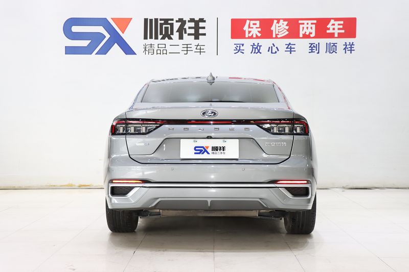 福特 蒙迪欧 2022款 改款 EcoBoost 245 时尚型