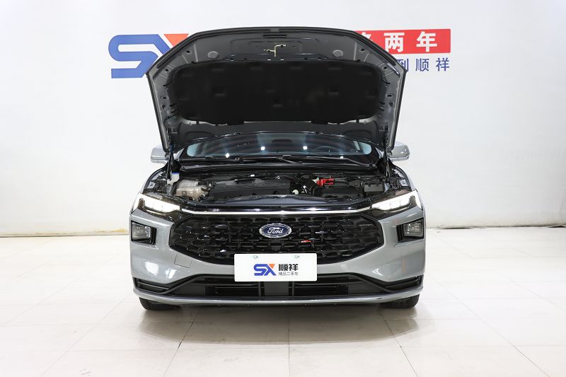 福特 蒙迪欧 2022款 改款 EcoBoost 245 时尚型