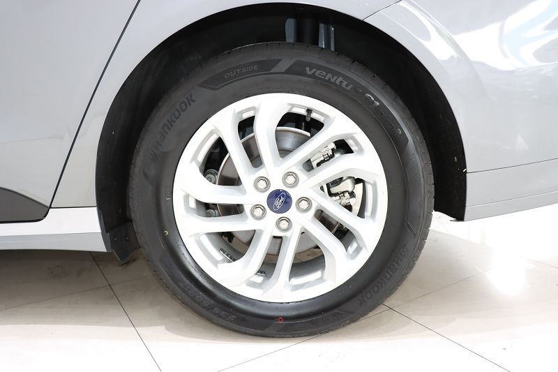 福特 蒙迪欧 2022款 改款 EcoBoost 245 时尚型