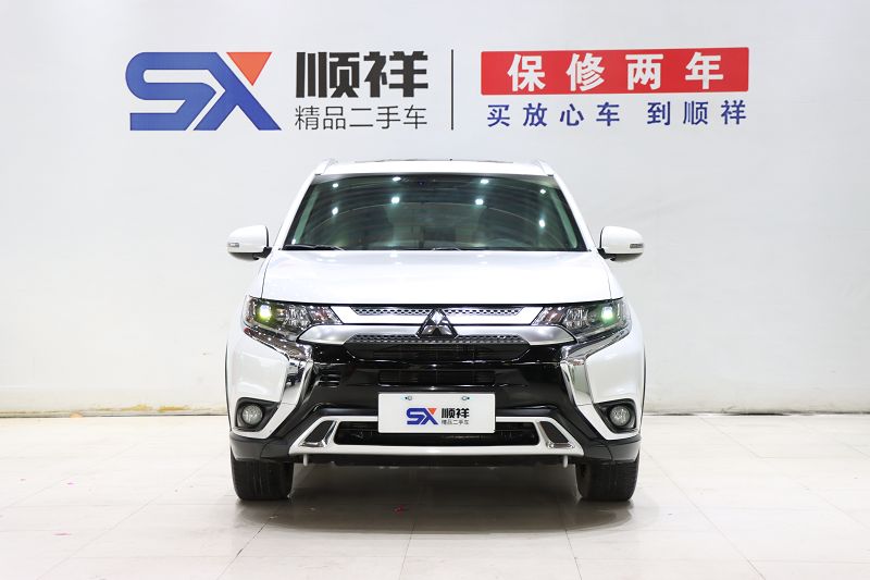 三菱 欧蓝德 2019款 2.4L 两驱致行版 5座