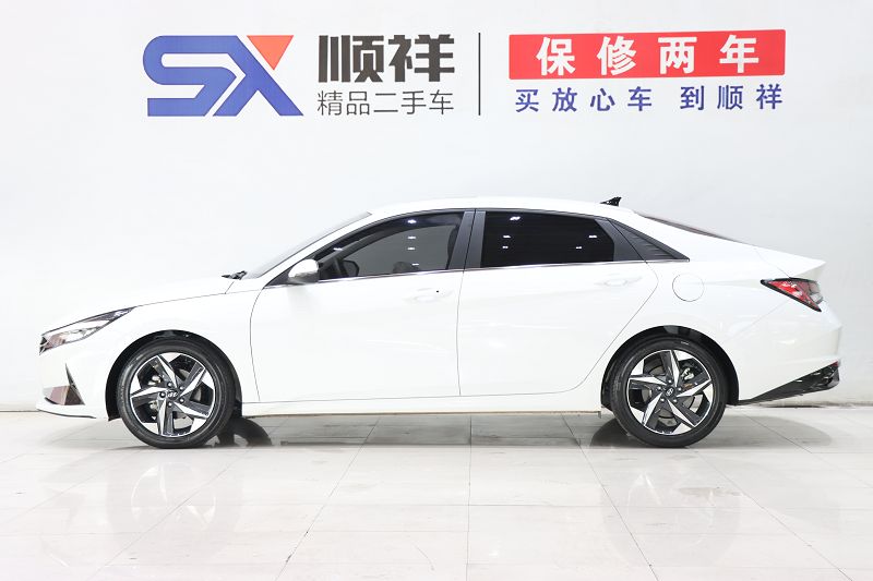 现代 伊兰特 2022款 1.5L CVT GLX精英版