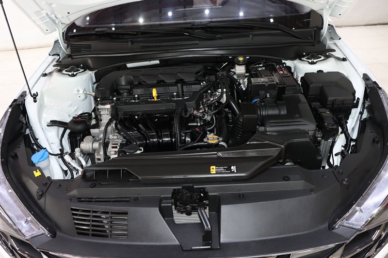 现代 伊兰特 2022款 1.5L CVT GLX精英版