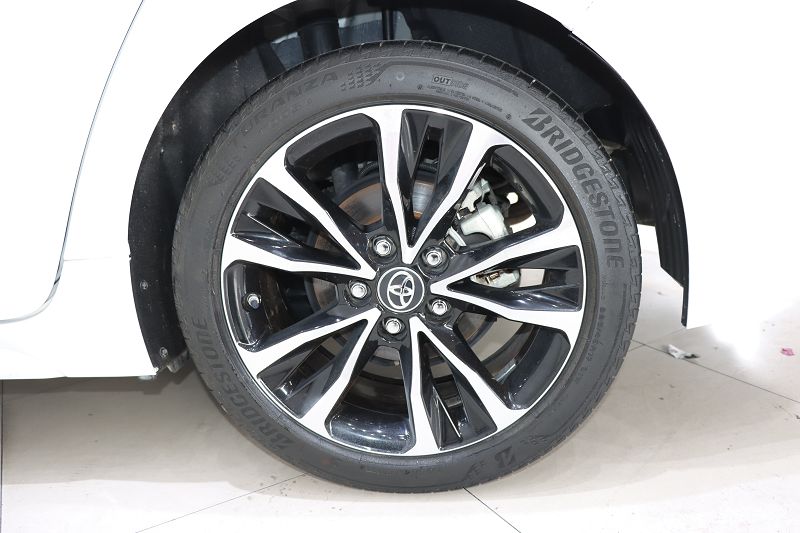 丰田 雷凌 2021款 185T CVT运动版
