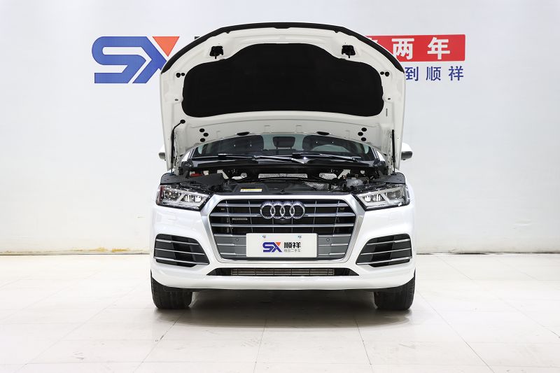 奥迪Q5L 2018款 40 TFSI 荣享时尚型 国VI