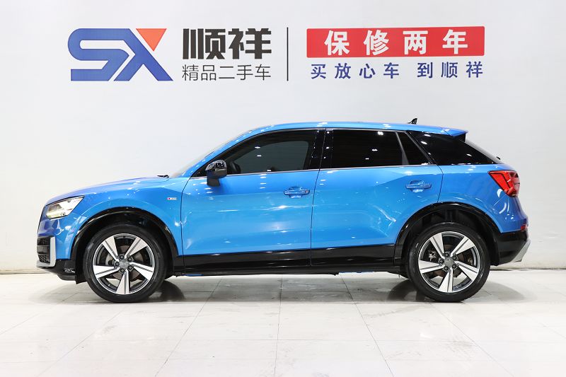 奥迪Q2L 2020款 35 TFSI 时尚动感型