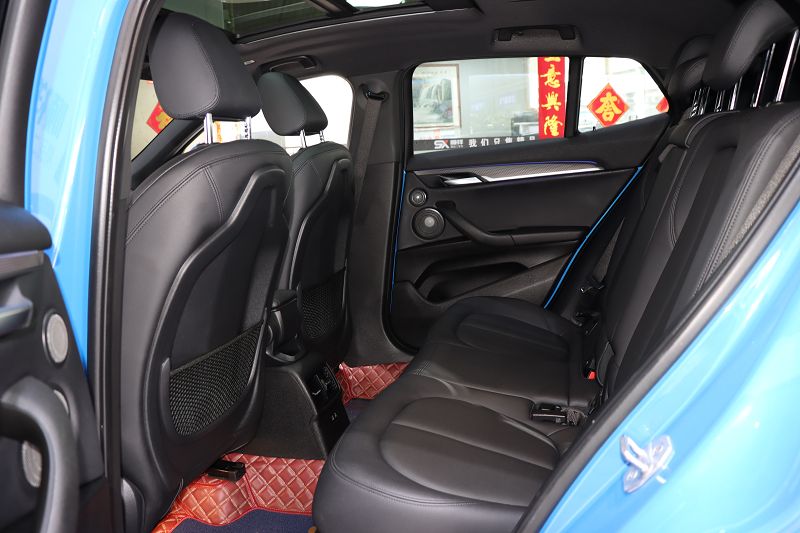 宝马X2 2018款 sDrive25i 尊享型M越野套装 国V