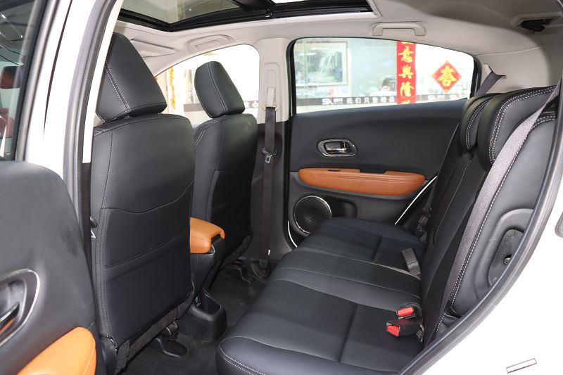 本田 缤智 2015款 1.8L CVT两驱豪华型