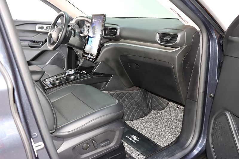 福特 探险者 2020款 EcoBoost 285 后驱风尚版 7座