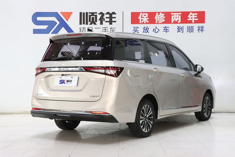 五菱汽车 五菱佳辰 2022款 1.5T CVT尊享旗舰型