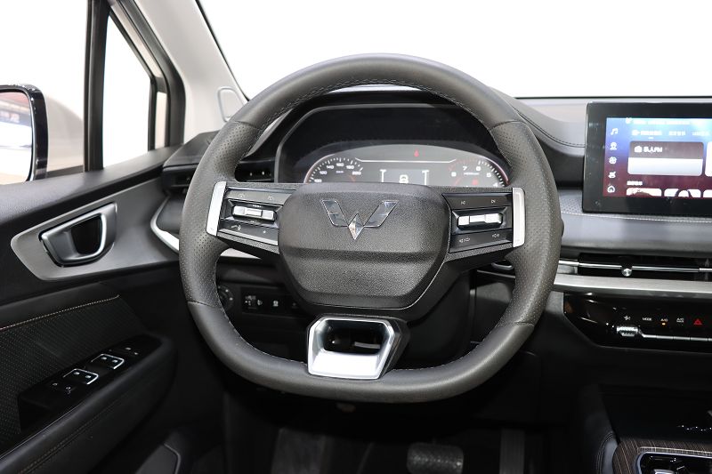 五菱汽车 五菱佳辰 2022款 1.5T CVT尊享旗舰型