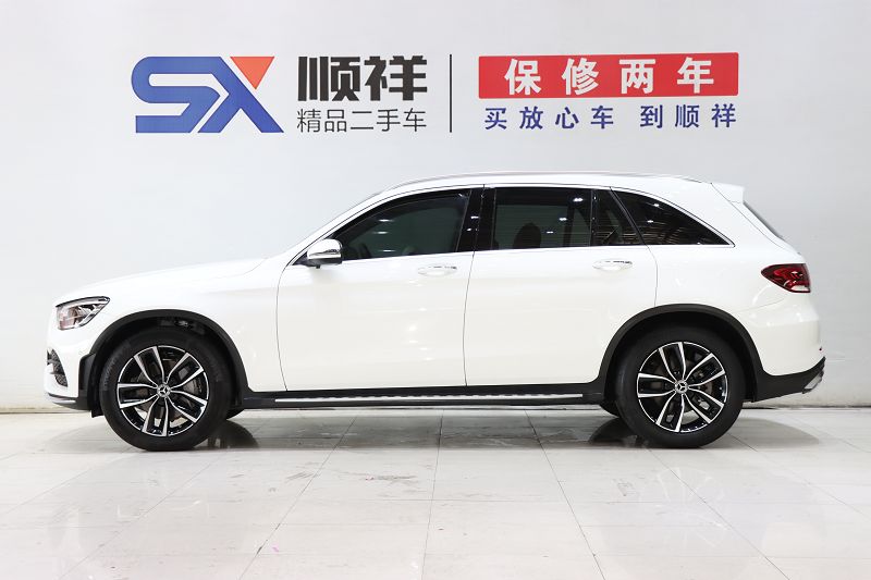 奔驰GLC级 2022款 GLC 260 L 4MATIC 豪华型