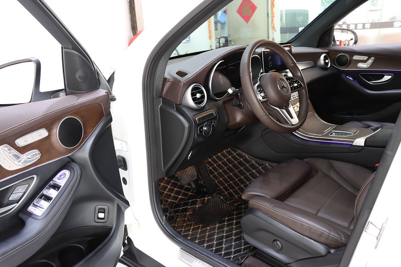 奔驰GLC级 2022款 GLC 260 L 4MATIC 豪华型