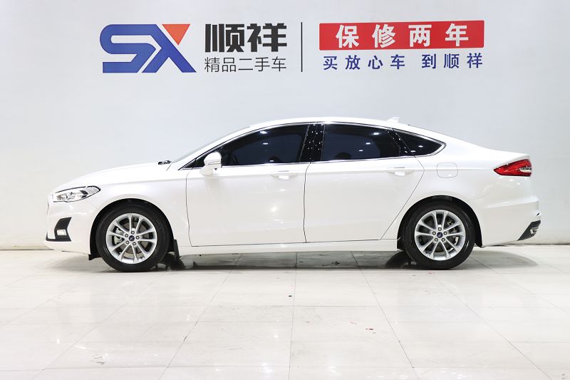 福特 蒙迪欧 2020款 EcoBoost 180 时尚型