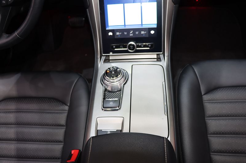 福特 蒙迪欧 2020款 EcoBoost 180 时尚型