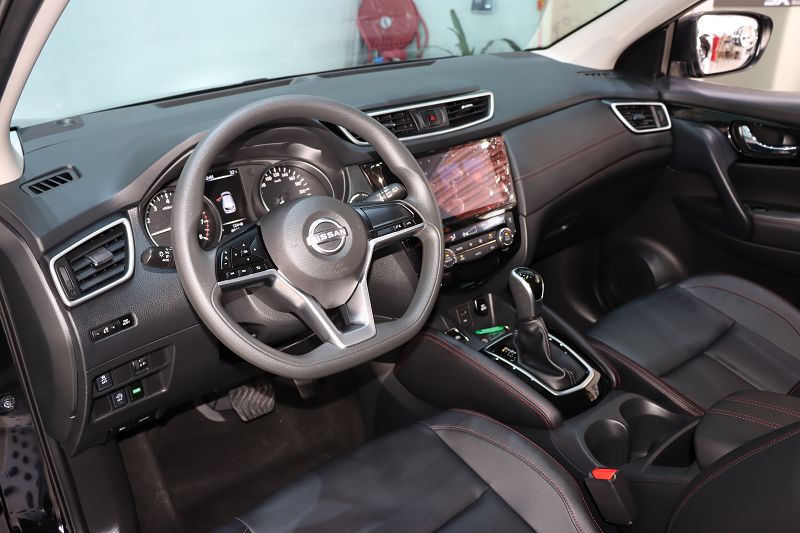 日产逍客 2023款 经典 2.0L CVT XV舒适版