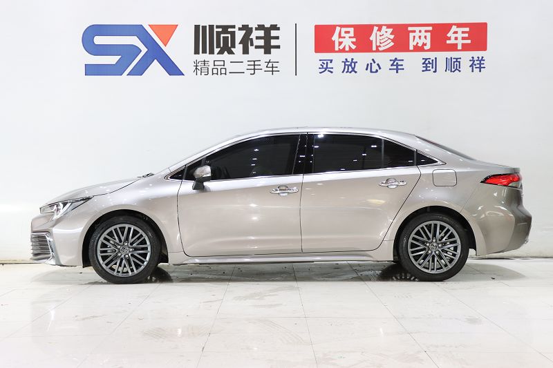 丰田凌尚 2023款 2.0L 尊贵版